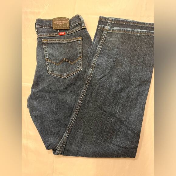Men’s Relaxed boot fit wrangler jeans - Picture 1 of 10